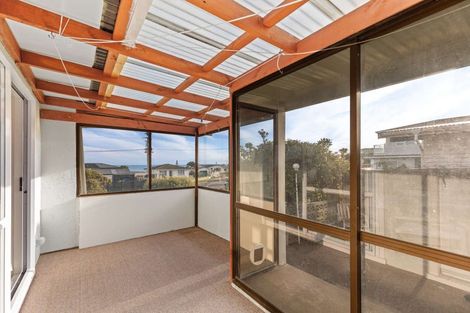 Photo of property in 176 Karaka Street, Castlecliff, Whanganui, 4501