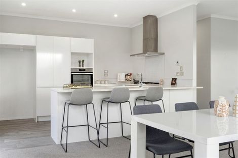 Photo of property in 24 Malbec Place, Huapai, Kumeu, 0810