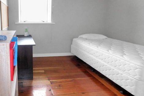 Photo of property in 4/30 Hanson Street, Mount Cook, Wellington, 6021