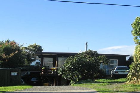Photo of property in 27 Martin Road, Paraparaumu Beach, Paraparaumu, 5032