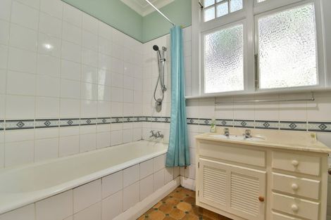 Photo of property in 110 Bedford Street, Saint Clair, Dunedin, 9012