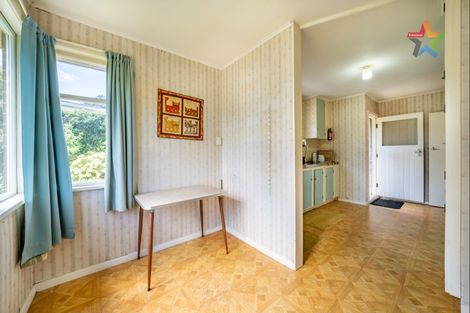 Photo of property in 12 Larsen Crescent, Tawa, Wellington, 5028