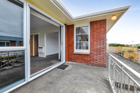 Photo of property in 116 Frankley Road, Frankleigh Park, New Plymouth, 4310
