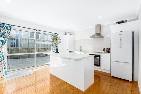 Photo of property in 110 Te Pene Avenue, Titahi Bay, Porirua, 5022