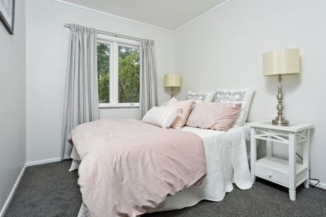 Photo of property in 1/97 Eskdale Road, Birkdale, Auckland, 0626