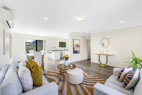 Photo of property in 12 Cade Place, Weymouth, Auckland, 2103