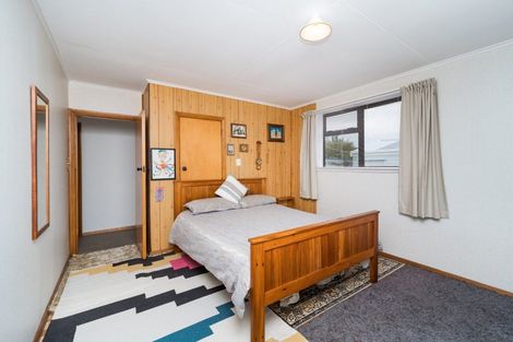 Photo of property in 64 Highbury Avenue, Highbury, Palmerston North, 4412