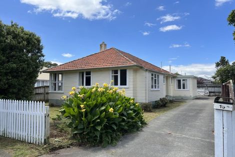 Photo of property in 15 Manawatu Street, Hokowhitu, Palmerston North, 4410