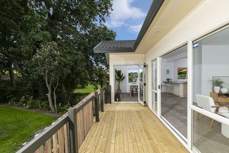 Photo of property in 1/36 Camelot Place, Glenfield, Auckland, 0629