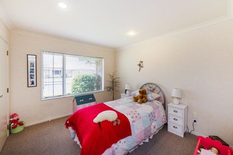 Photo of property in 30 Ursula Drive, Feilding, 4702