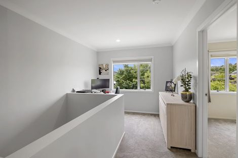Photo of property in 250a Courtenay Street, Strandon, New Plymouth, 4312
