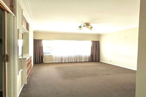 Photo of property in 11 Gilliam Street, New Lynn, Auckland, 0600