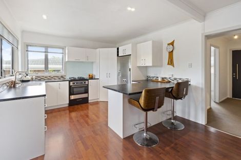 Photo of property in 16 Alexander Street, Papakura, 2110