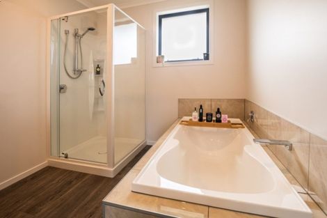 Photo of property in 14 Douglas Street, Winton, 9720