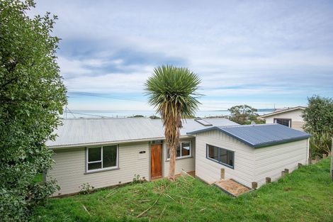 Photo of property in 33 Queen Street, Brighton, Dunedin, 9035
