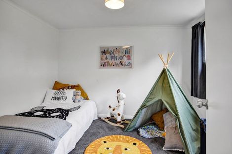 Photo of property in 1082 Junction Road, Egmont Village, Inglewood, 4386