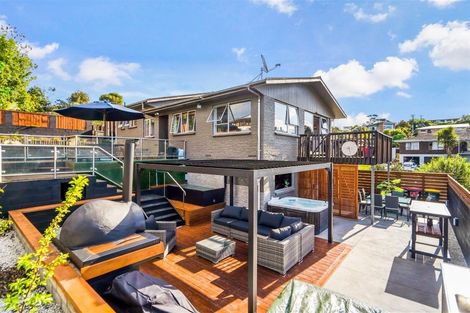 Photo of property in 10 Glendale Drive, Dinsdale, Hamilton, 3204