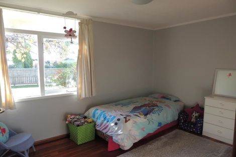 Photo of property in 2 Cornwall Road, Taradale, Napier, 4112