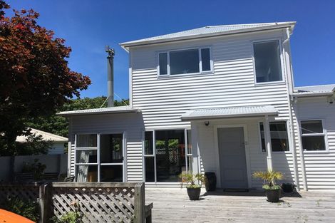 Photo of property in 3a Sydenham Street, Northland, Wellington, 6012