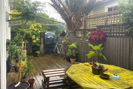 Photo of property in 10 Niger Street, Grey Lynn, Auckland, 1021