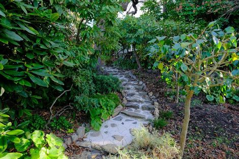 Photo of property in 19 Middleton Road, Kew, Dunedin, 9012