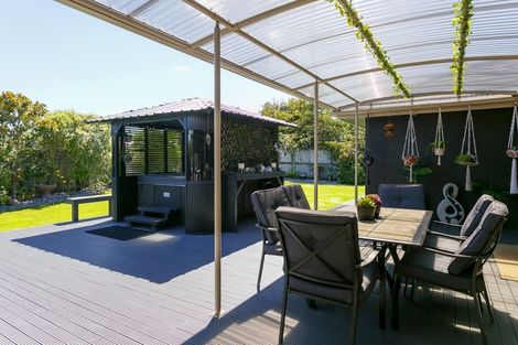 Photo of property in 11 Carpentras Way, Nukuhau, Taupo, 3330