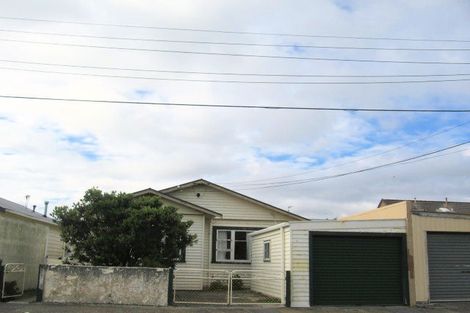 Photo of property in 2 Bolton Street, Petone, Lower Hutt, 5012