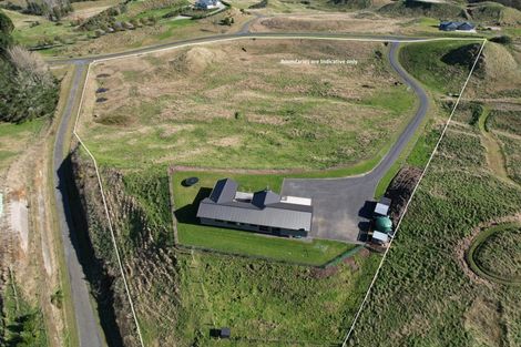 Photo of property in 27 Matarangi Road, Marotiri, Taupo, 3377