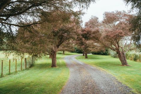 Photo of property in Raumai Road, Bulls, 4894