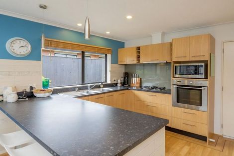 Photo of property in 46 Campion Road, Waikanae Beach, Waikanae, 5036