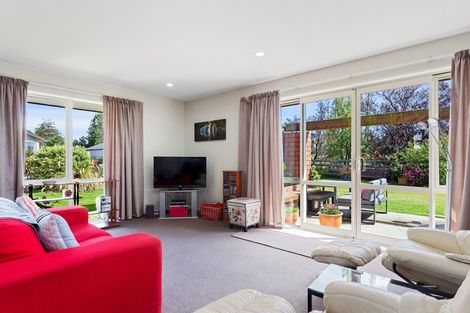 Photo of property in 146d High Street, Oxford, 7430