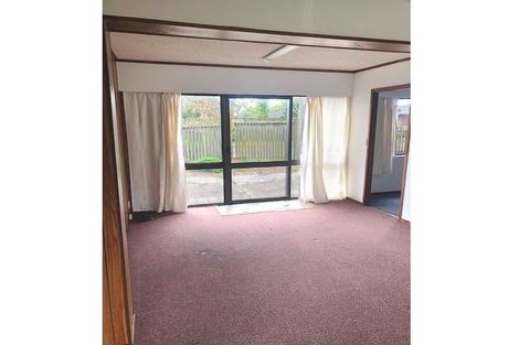 Photo of property in 30 Sikkim Crescent, Clover Park, Auckland, 2019