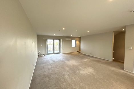 Photo of property in The Rise, 8/11 Hatfield Place, Albany Heights, Auckland, 0632
