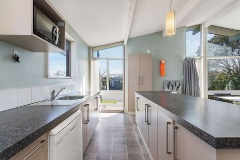 Photo of property in 1/166 Avonhead Road, Avonhead, Christchurch, 8042