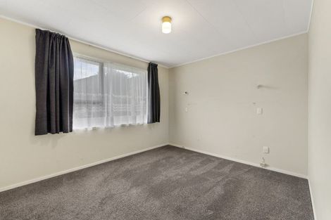 Photo of property in 18 Ruahine Street, Paraparaumu, 5032