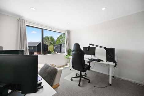 Photo of property in 16 Jaspers Way, Huntington, Hamilton, 3210