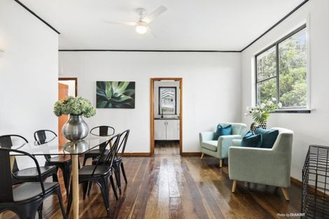 Photo of property in 40 Lonsdale Crescent, Rongotai, Wellington, 6022