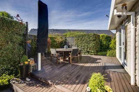 Photo of property in 8 Lennon Grove, Havelock North, 4130