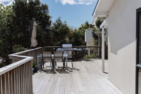 Photo of property in 89 Kakariki Grove, Waikanae, 5036