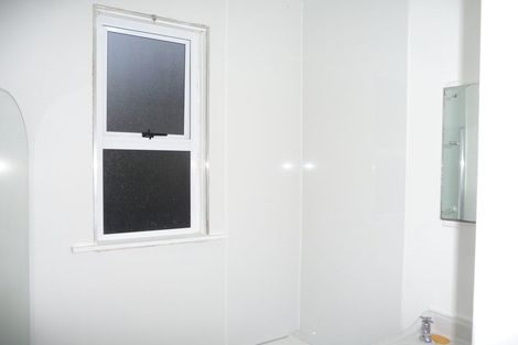 Photo of property in 2 Wairiki Road, Mount Eden, Auckland, 1024
