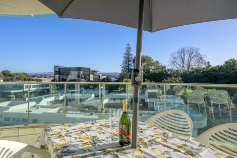 Photo of property in 1/6d Durham Street, Tauranga, 3110