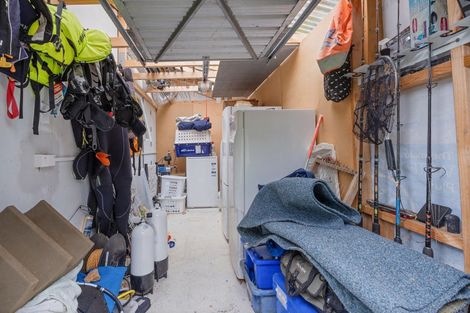 Photo of property in 17 Cemetery Road, Kuaotunu, Whitianga, 3592