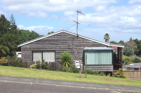 Photo of property in 153 Spinella Drive, Bayview, Auckland, 0629