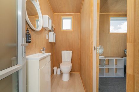 Photo of property in 23 Hawk Hill Crescent, Cooks Beach, Whitianga, 3591