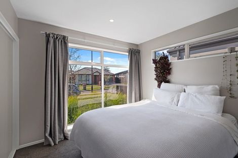 Photo of property in 7 Grey Way, Russley, Christchurch, 8042