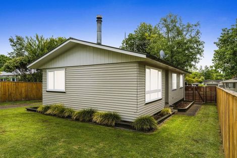 Photo of property in 98 Te Rangitautahanga Road, Turangi, 3334