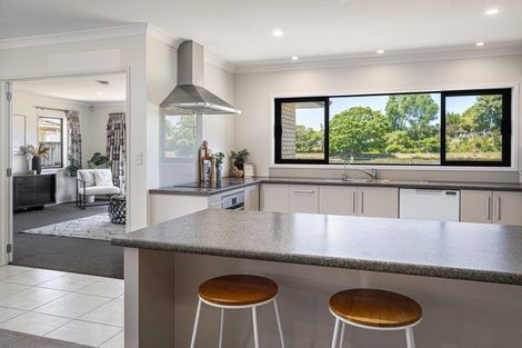 Photo of property in 17 Uretara Drive, Katikati, 3129