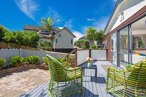 Photo of property in 3/6a Botany Road, Howick, Auckland, 2010