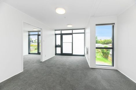 Photo of property in 11e/30 Westward Ho, Glen Eden, Auckland, 0602