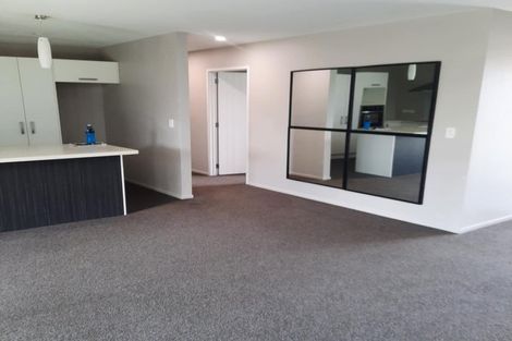 Photo of property in 104 Helenslee Road, Pokeno, 2472